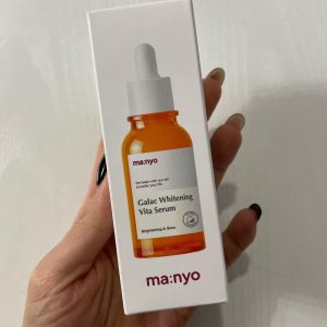 سرم روشن کننده  manyo factory
